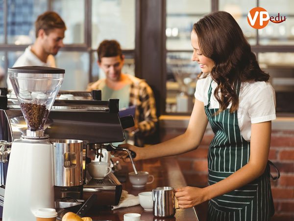 Làm thêm là cách tiết kiệm chi phí của nhiều du học sinh