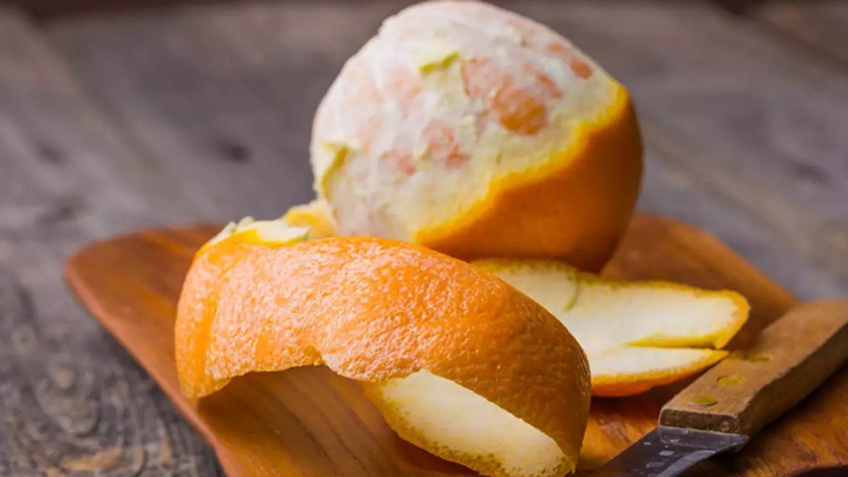Làm trắng hồng vùng kín bằng vỏ cam