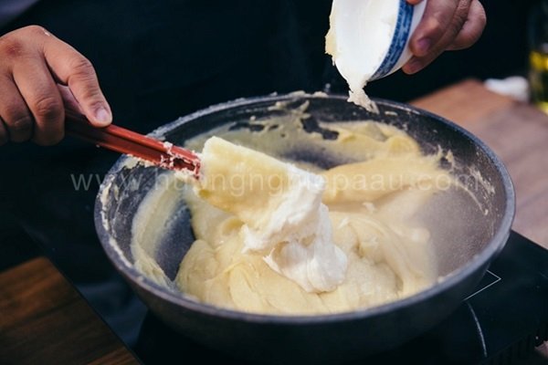 làm vỏ bánh