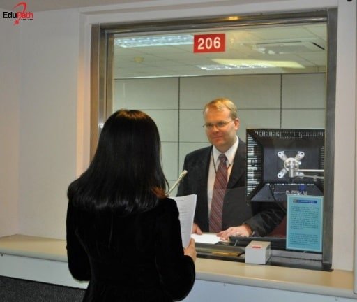 Luôn giữ một tâm lý thật tốt là cách dễ đậu visa du học Mỹ - EduPath
