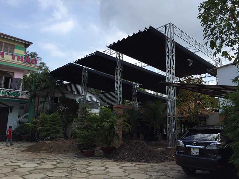 mái kéo di động nhà hàng 4