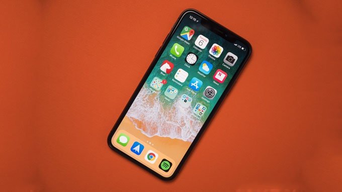 Màn hình iPhone X 256GB cũ được trang bị tấm nền OLED với kích thước 5.8 inch