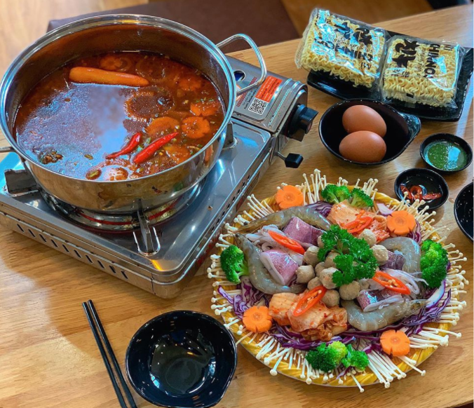 Công thức nấu lẩu mì cay hàn quốc đơn giản nhanh