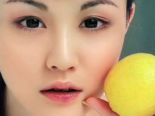 Phụ nữ môi mỏng là người rất thích chinh phục đàn ông môi trên rất mỏng