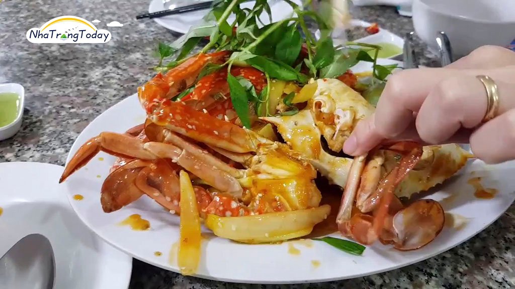 Ghẹ rang me Nha Trang