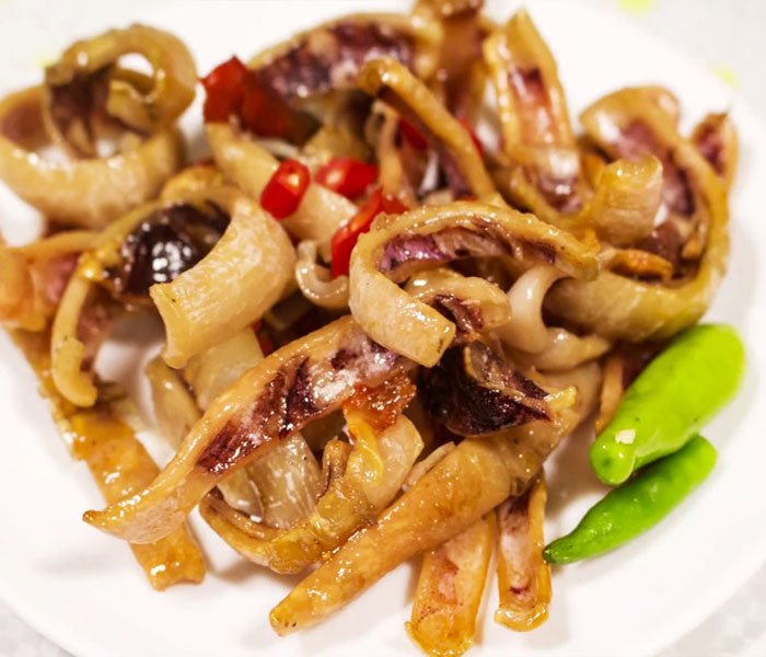 Khô mực chiên mắm bơ béo ngậy, hấp dẫn