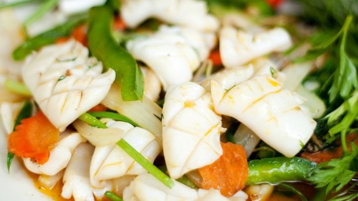 món mực mai xào ớt chuông