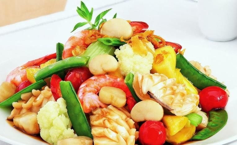 món mực mai xào thập cẩm