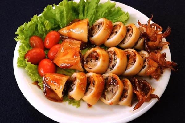 mực nhồi thịt rim nước dừa thanh ngọt