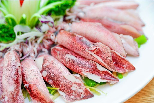 Mực trứng hấp hành