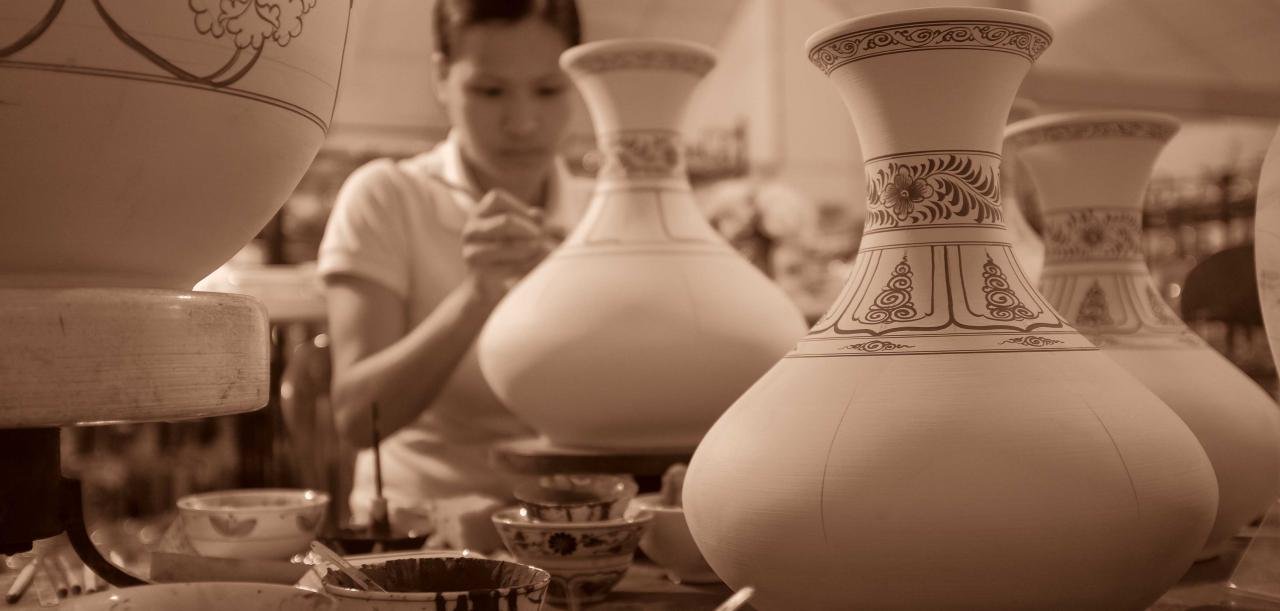 Vẽ trên gốm