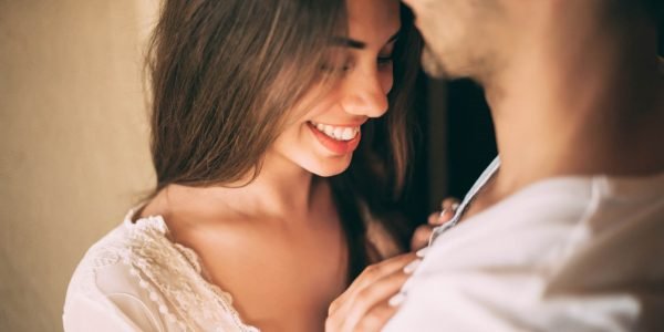 Hướng dẫn cách nhắn tin làm lành với chồng sau khi cãi vã