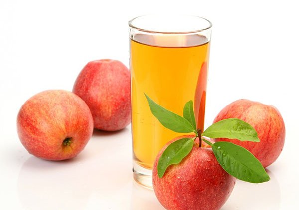 Nước ép táo hằng ngày