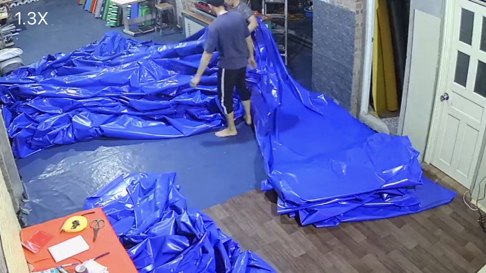 may ép bạt che xếp lượn sóng công trình