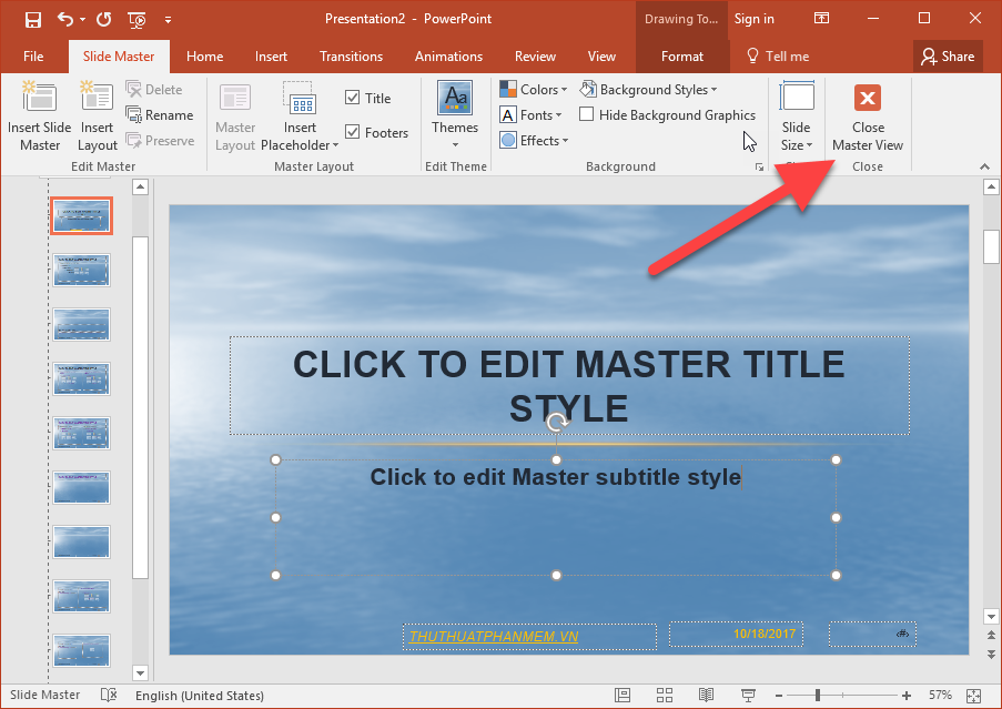 Sau khi định dạng cho Slide master kích chọn Close Master View close