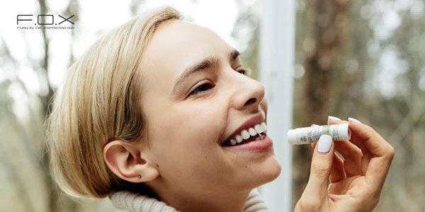 Son dưỡng handmade từ Vaseline và sáp màu