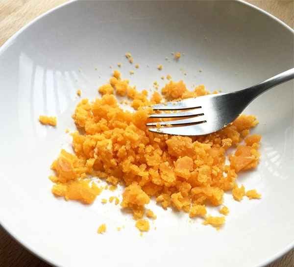 Sốt bơ tỏi trứng muối