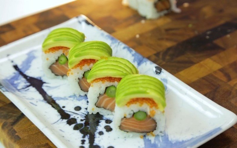 Sushi bơ