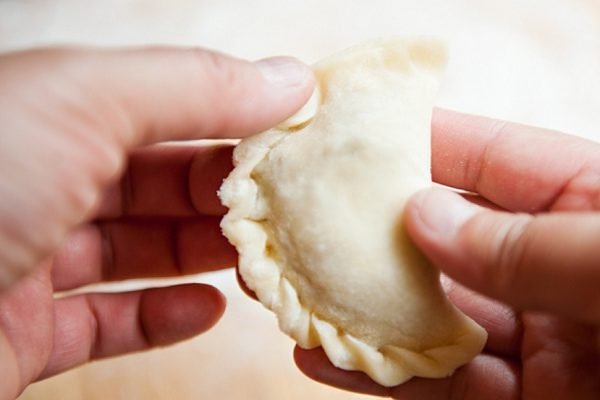 tạo hình bánh quai vạc