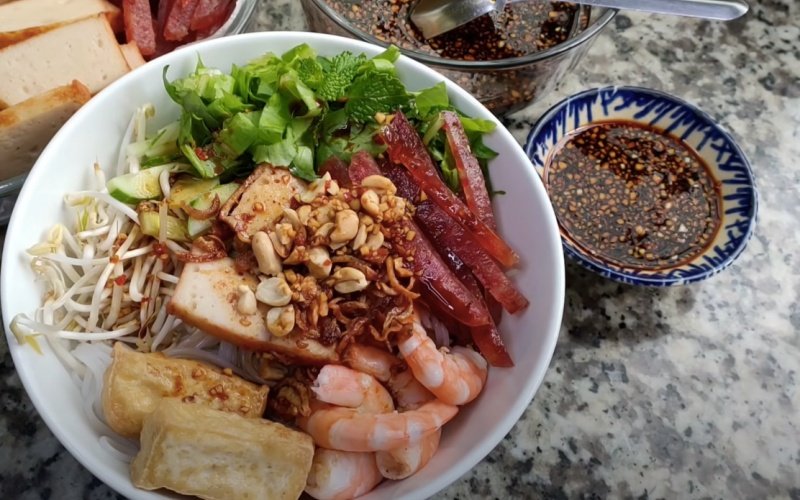 Bún trộn nước tương Bún trộn nước tương