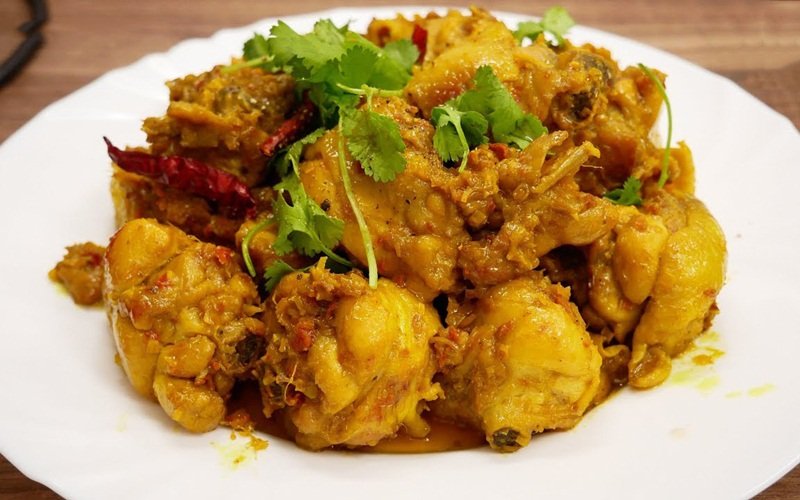 Gà kho nghệ Gà kho nghệ