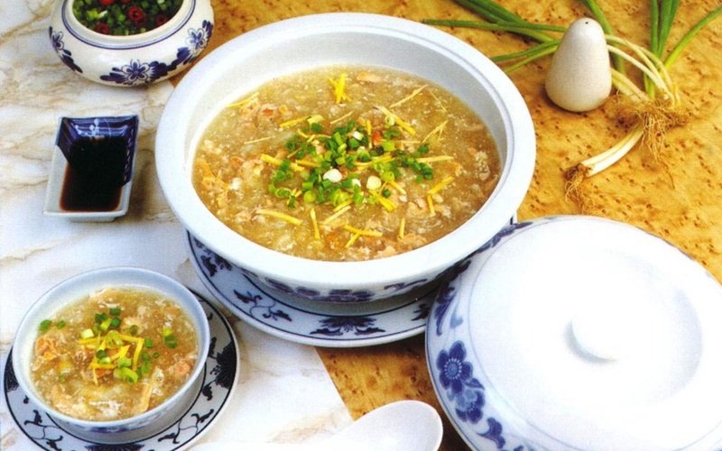 Súp gà nấm rơm Súp gà nấm rơm