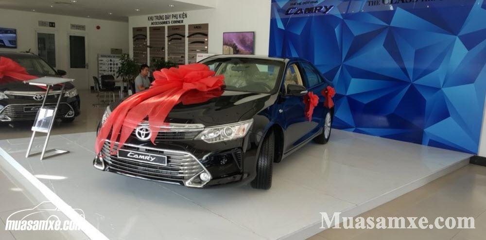 Toyota Camry 2017 gia bao nhiêu? Đánh giá xe Camry 2017 2