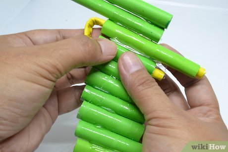 Tiêu đề ảnh Make a Paper Gun That Shoots Step 10