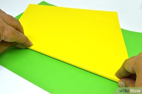 Tiêu đề ảnh Make a Paper Gun That Shoots Step 2