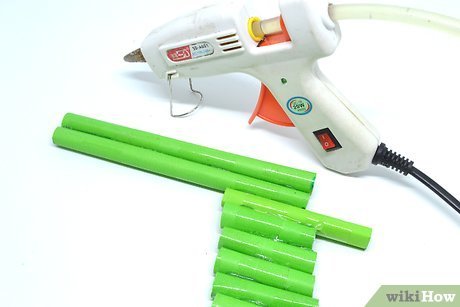 Tiêu đề ảnh Make a Paper Gun That Shoots Step 8