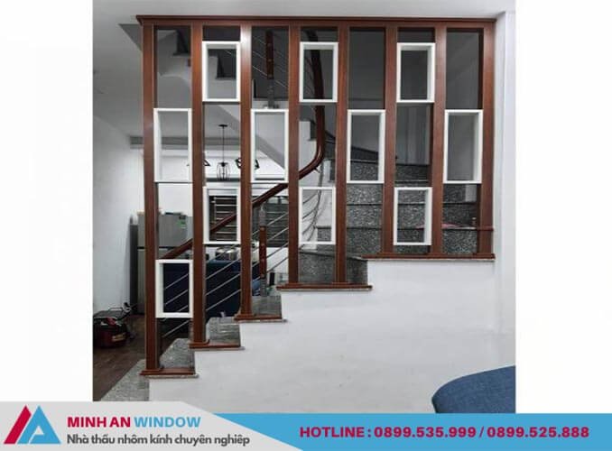 Mẫu Vách cầu thang vân gỗ chia ô cao cấp chất lượng phổ biến 2021 Mẫu Vách cầu thang vân gỗ chia ô cao cấp chất lượng phổ biến 2021