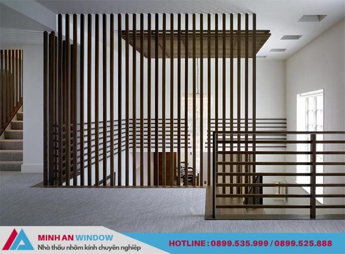 Mẫu Vách ngăn cầu thang phong thủy bằng gỗ cao cấp chất lượng phổ biến 2021 Mẫu Vách ngăn cầu thang phong thủy bằng gỗ cao cấp chất lượng phổ biến 2021