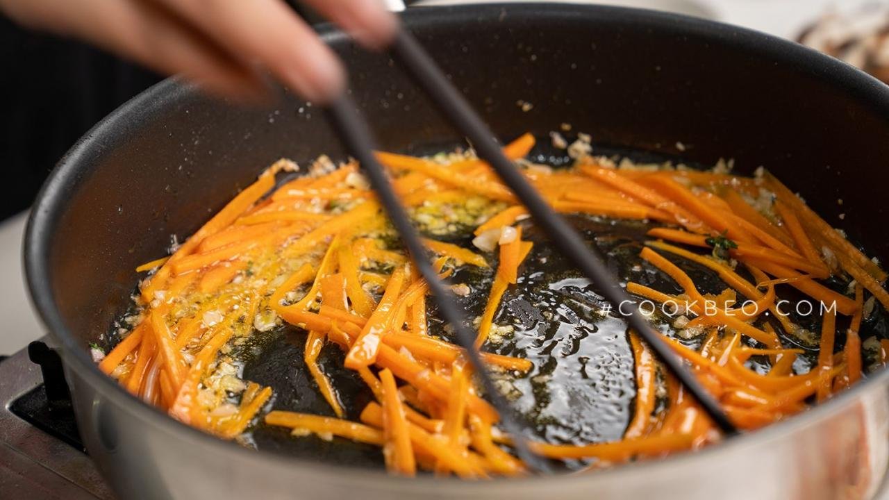 xào cà rốt