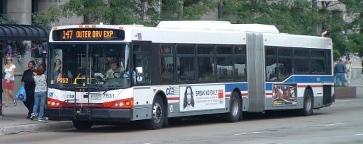 Xe bus là phương tiện giao thông được nhiều du học sinh tại Mỹ sử dụng - EduPath