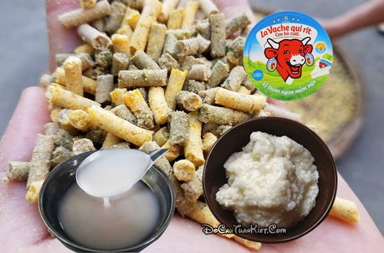 Cám viên và nước cốt dừa làm mồi cá tra