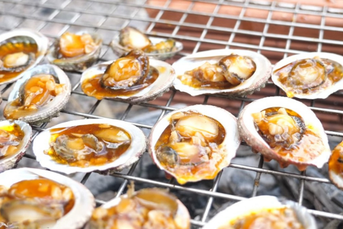 bào ngư nướng sốt dầu hào