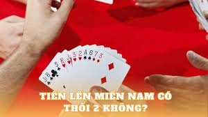 Bộ tứ quý bất kỳ (bốn lá giống nhau) có thể chặn một quân hai
